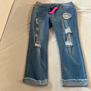 Between uz high rise jeans
